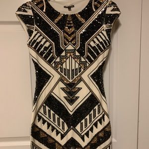 Express sparkle dress🖤💛🤍